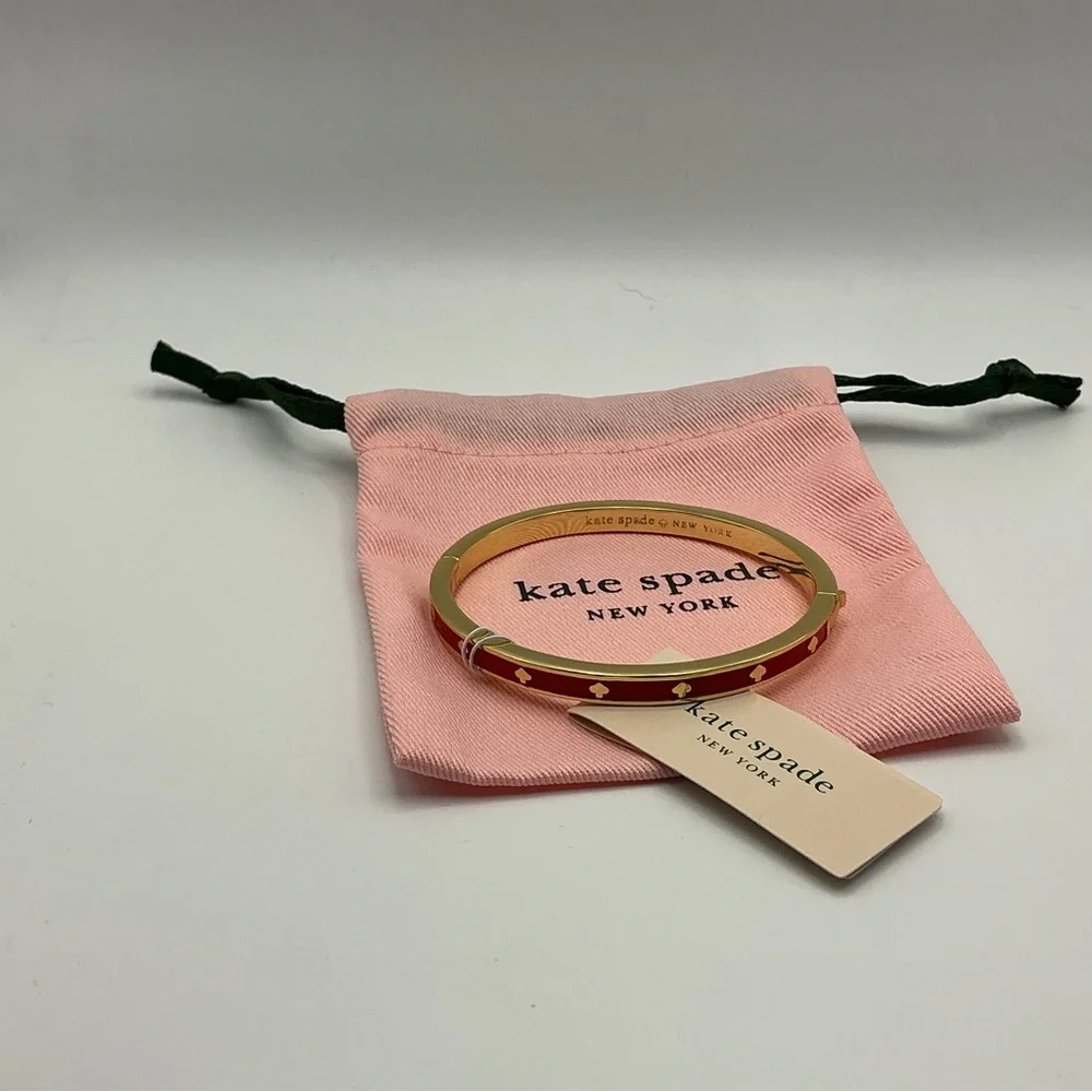 Kate Spade New York Gold Tone Red Spade Bangle Bracelet NWT - Picture 3 of 3